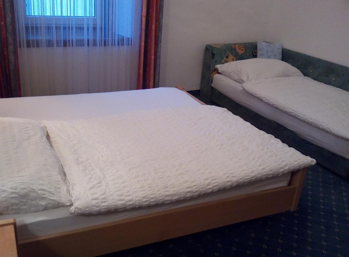 Hotel Zum Goldenen Hirschen Göstling an der Ybbs Екстериор снимка