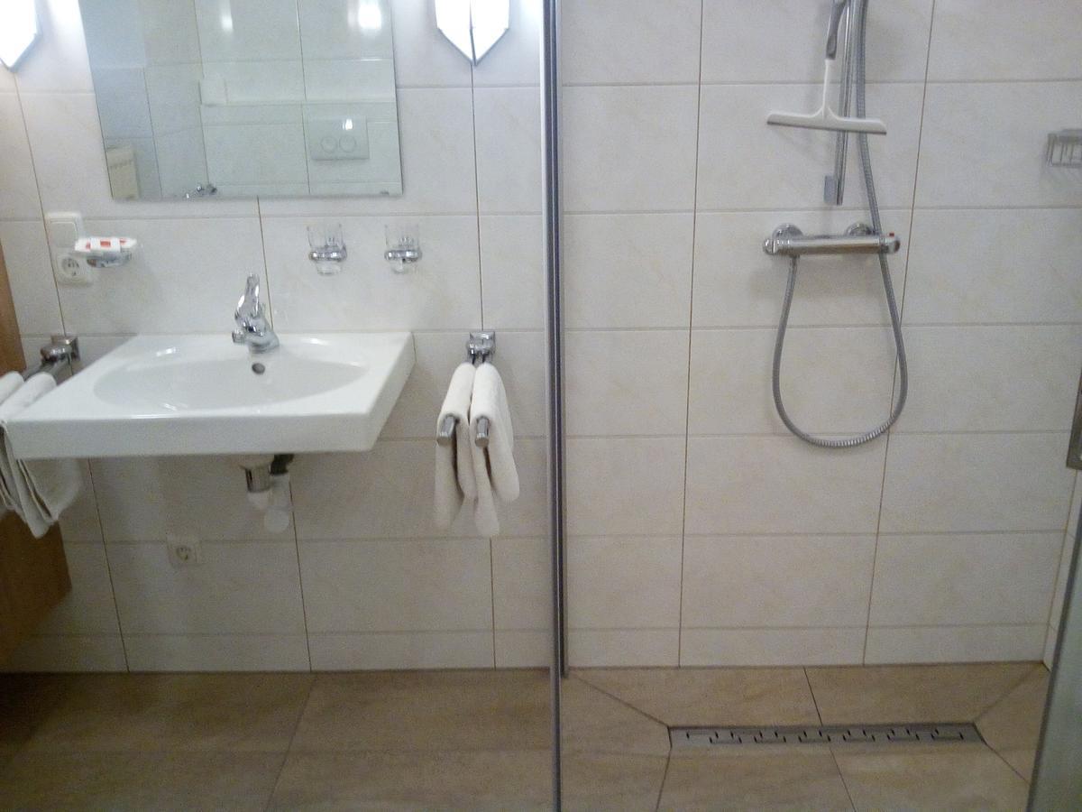 Hotel Zum Goldenen Hirschen Göstling an der Ybbs Екстериор снимка